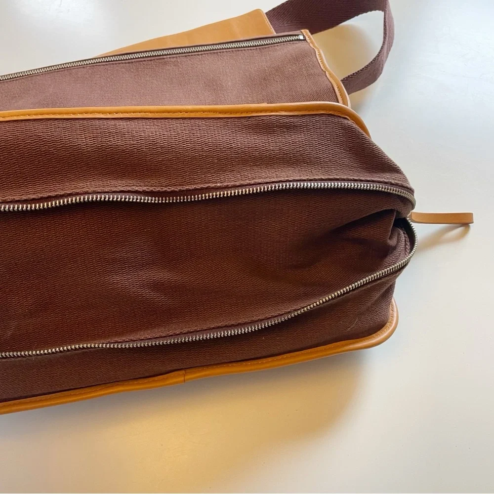 Bodhi Brown Computer Messenger Bag
